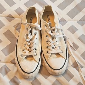 Off white/cream Converse All Star